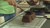 Сладкие истории 2 сезон Шоколадный кекс с миндалём