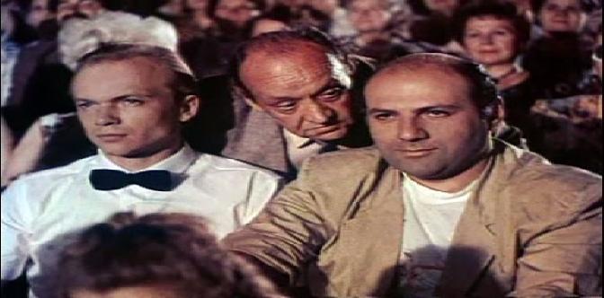 Смотреть День любви бесплатно