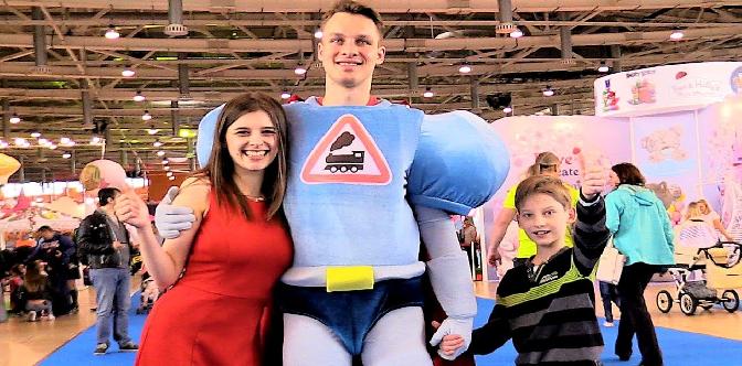 Смотреть #МУЛЬТИМИР - Фестиваль детских развлечений! Игры для детей и игрушки из мультиков на мультимир 2017 бесплатно