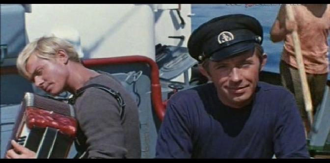 Смотреть Не плачь, девчонка бесплатно