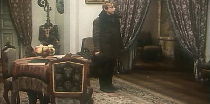 Смотреть Старая крепость. 1-я серия бесплатно